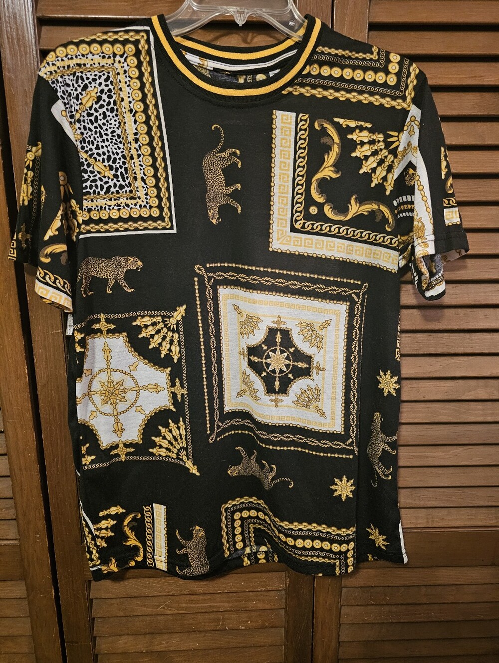 Fresh Prints of Bel Air Baroque Cheetah Print Tee – Luxe Y2K Medium